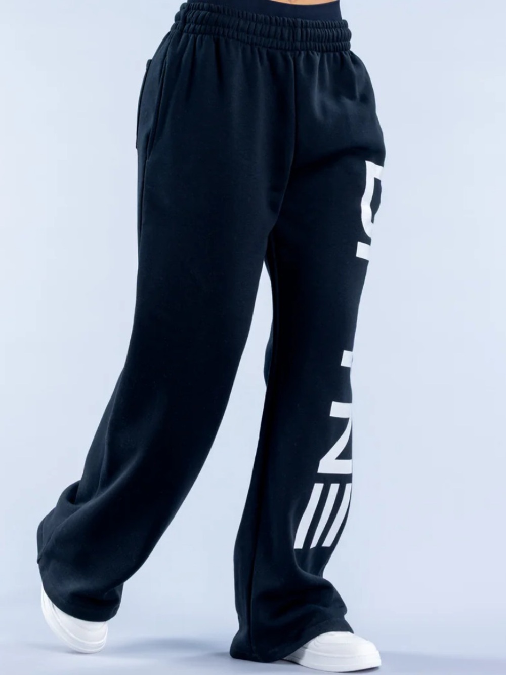 DFYNE black wide leg sweatpants size small